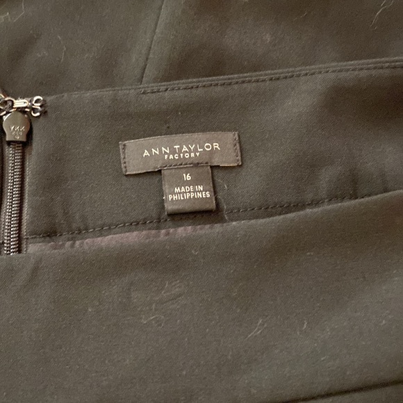 Ann Taylor Factory carrier skirt size 16 - Picture 5 of 6